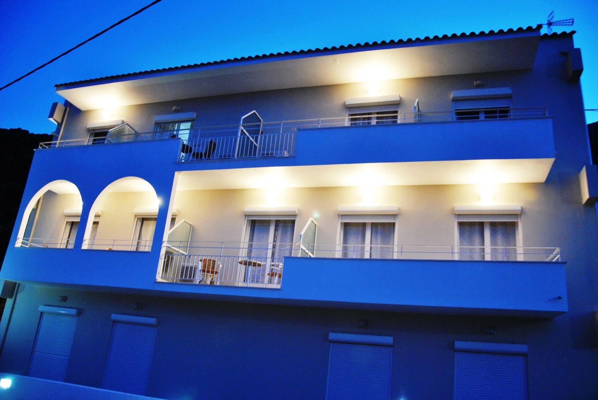 Filoxenia & Aparthotel 2*