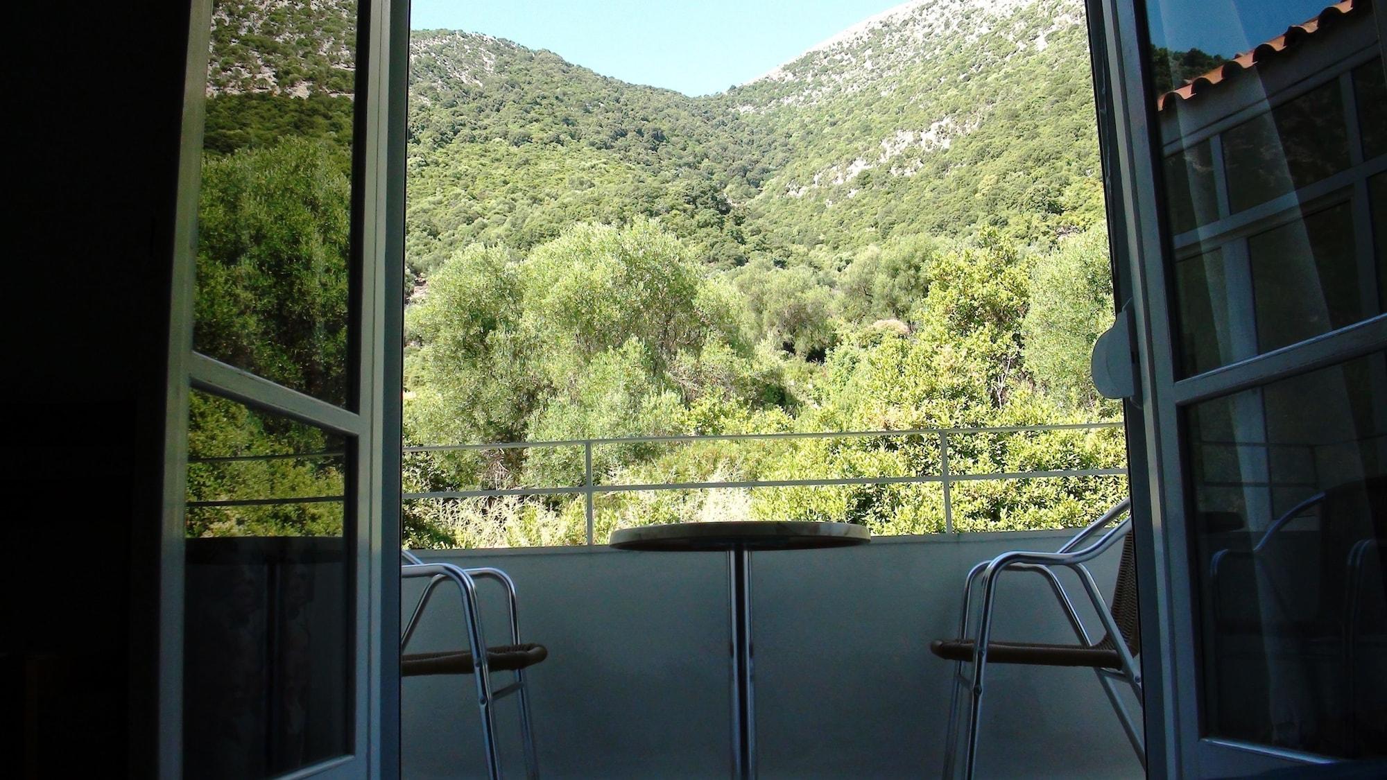 Aparthotel Filoxenia & Poros (Kefalonia)