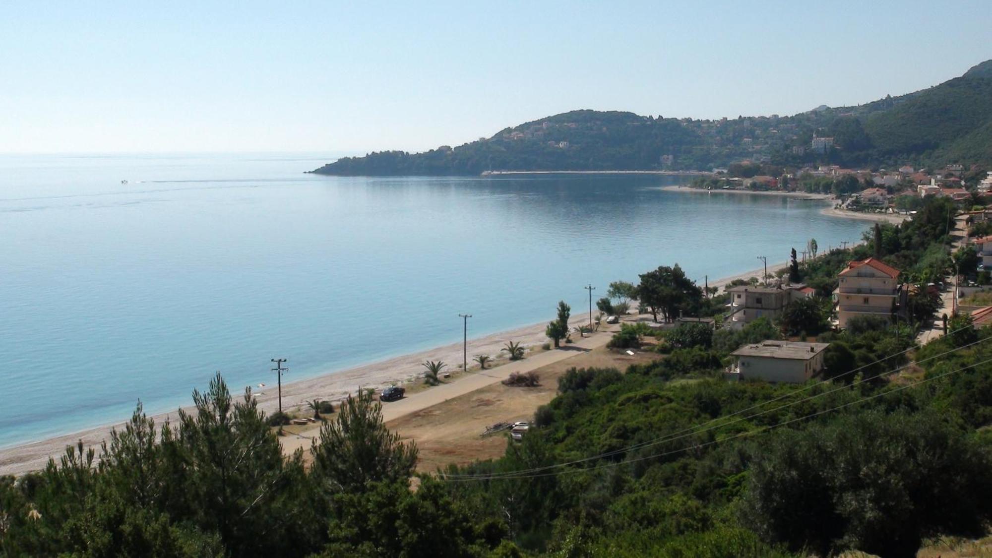 Filoxenia & 2* Poros (Kefalonia)