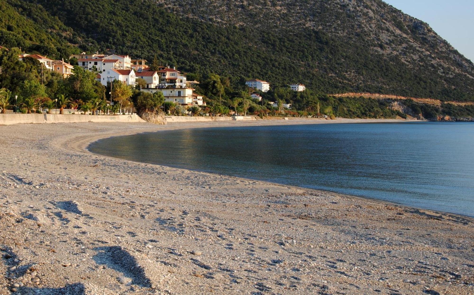 Filoxenia & 2* Poros (Kefalonia)